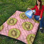 Kiwi Slices Pattern Print Quilt
