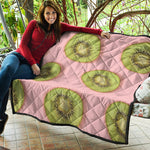 Kiwi Slices Pattern Print Quilt