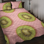 Kiwi Slices Pattern Print Quilt Bed Set