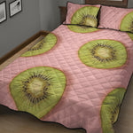 Kiwi Slices Pattern Print Quilt Bed Set