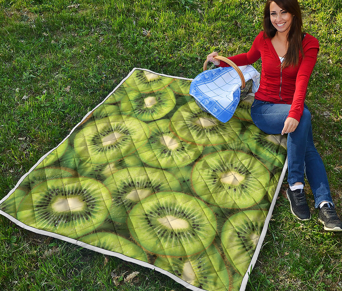 Kiwi Slices Print Quilt