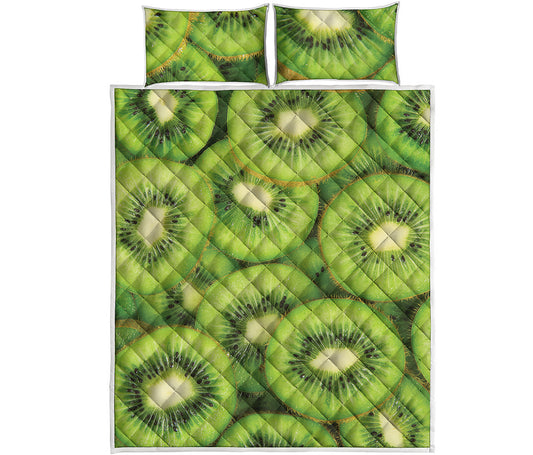 Kiwi Slices Print Quilt Bed Set