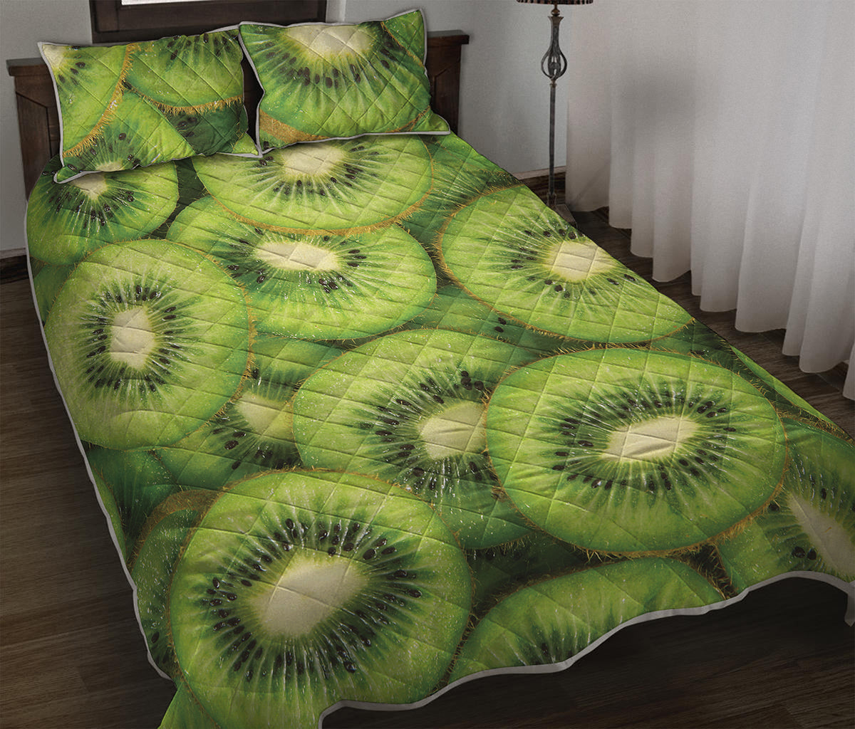 Kiwi Slices Print Quilt Bed Set