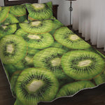 Kiwi Slices Print Quilt Bed Set