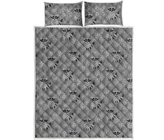 Knitted Raccoon Pattern Print Quilt Bed Set