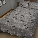 Knitted Raccoon Pattern Print Quilt Bed Set