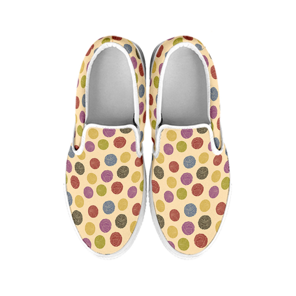 Knitting Yarn Pattern Print White Slip On Shoes
