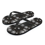 Koi Carp And Chrysanthemum Pattern Print Flip Flops