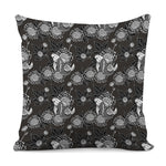 Koi Carp And Chrysanthemum Pattern Print Pillow Cover