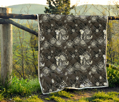 Koi Carp And Chrysanthemum Pattern Print Quilt