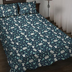 Lacrosse Equipment Pattern Print Quilt Bed Set
