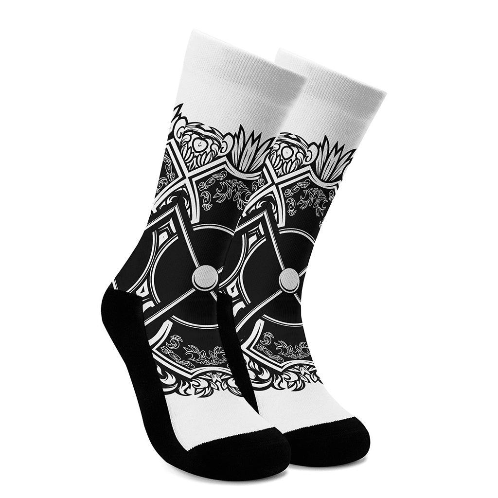 Lacrosse Sticks And Ornate Wing Print Crew Socks