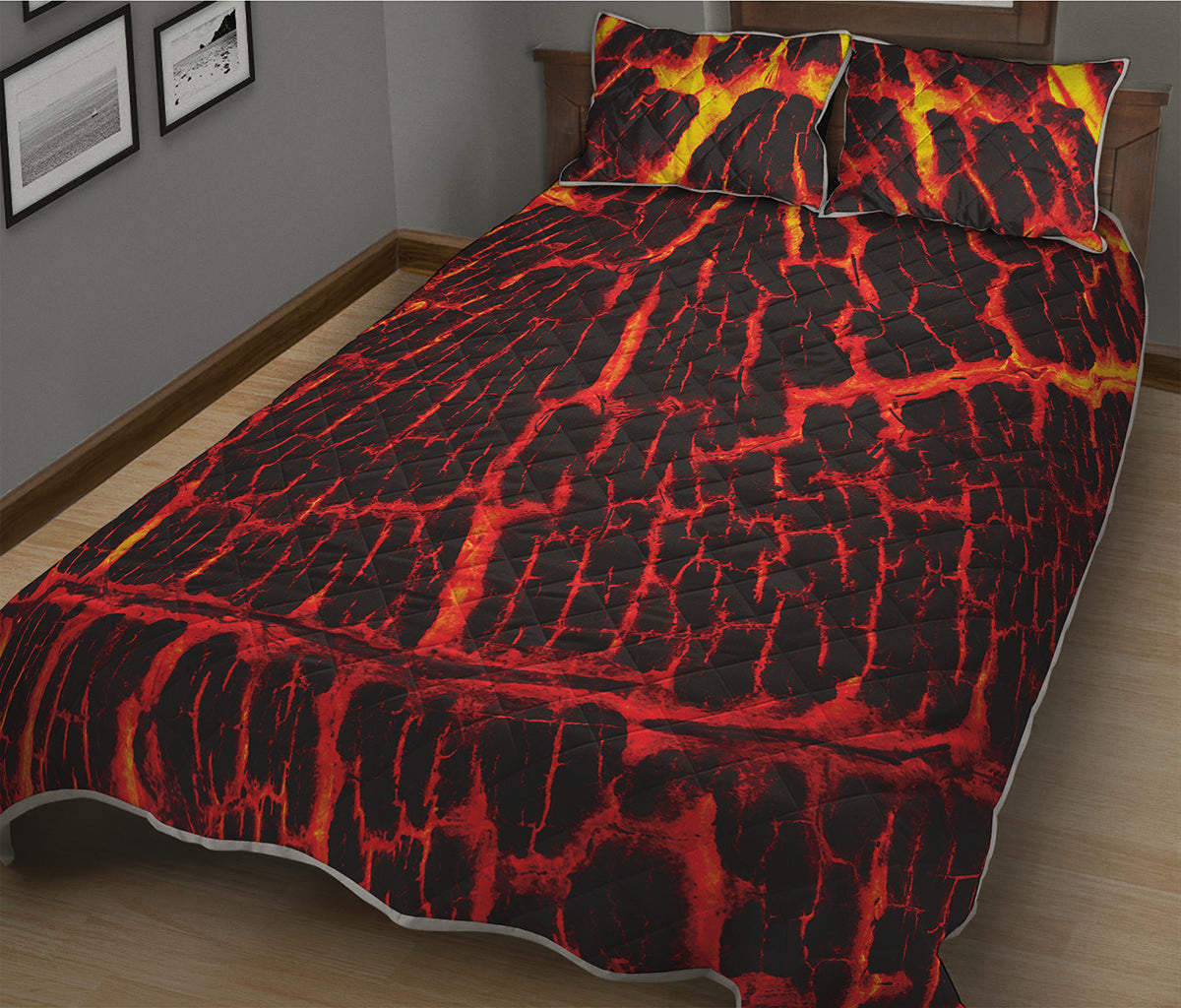 Lava Burning Print Quilt Bed Set