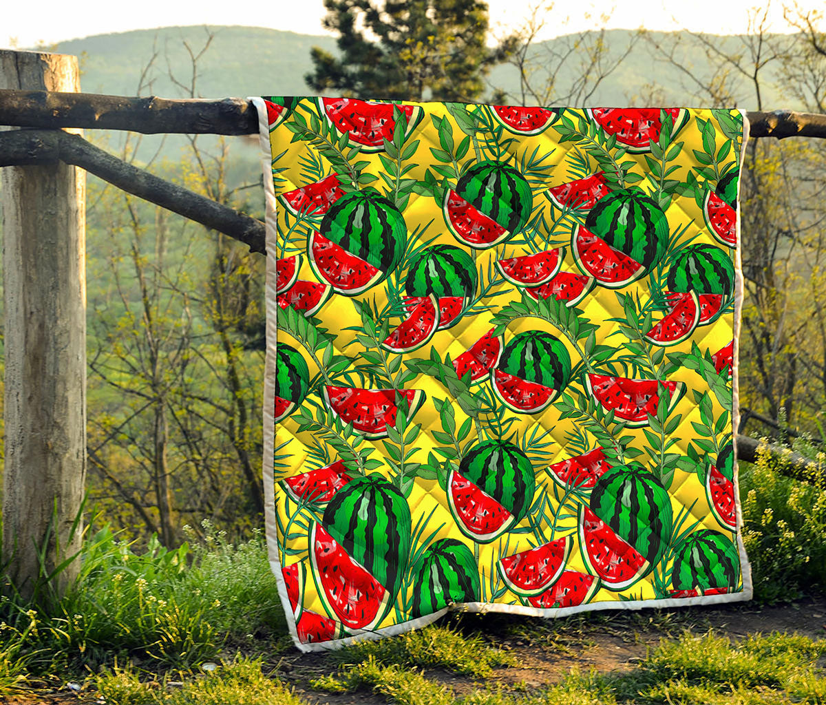 Leaf Watermelon Pieces Pattern Print Quilt