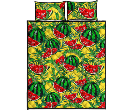 Leaf Watermelon Pieces Pattern Print Quilt Bed Set