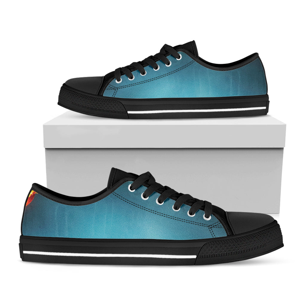 LED Christmas String Lights Print Black Low Top Shoes