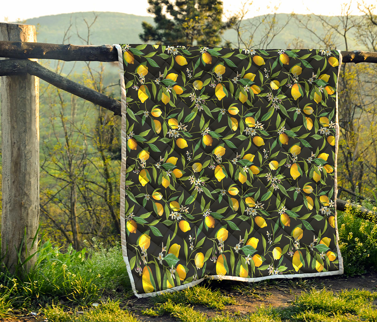 Lemon And Flower Pattern Print Quilt
