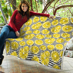 Lemon Striped Pattern Print Quilt