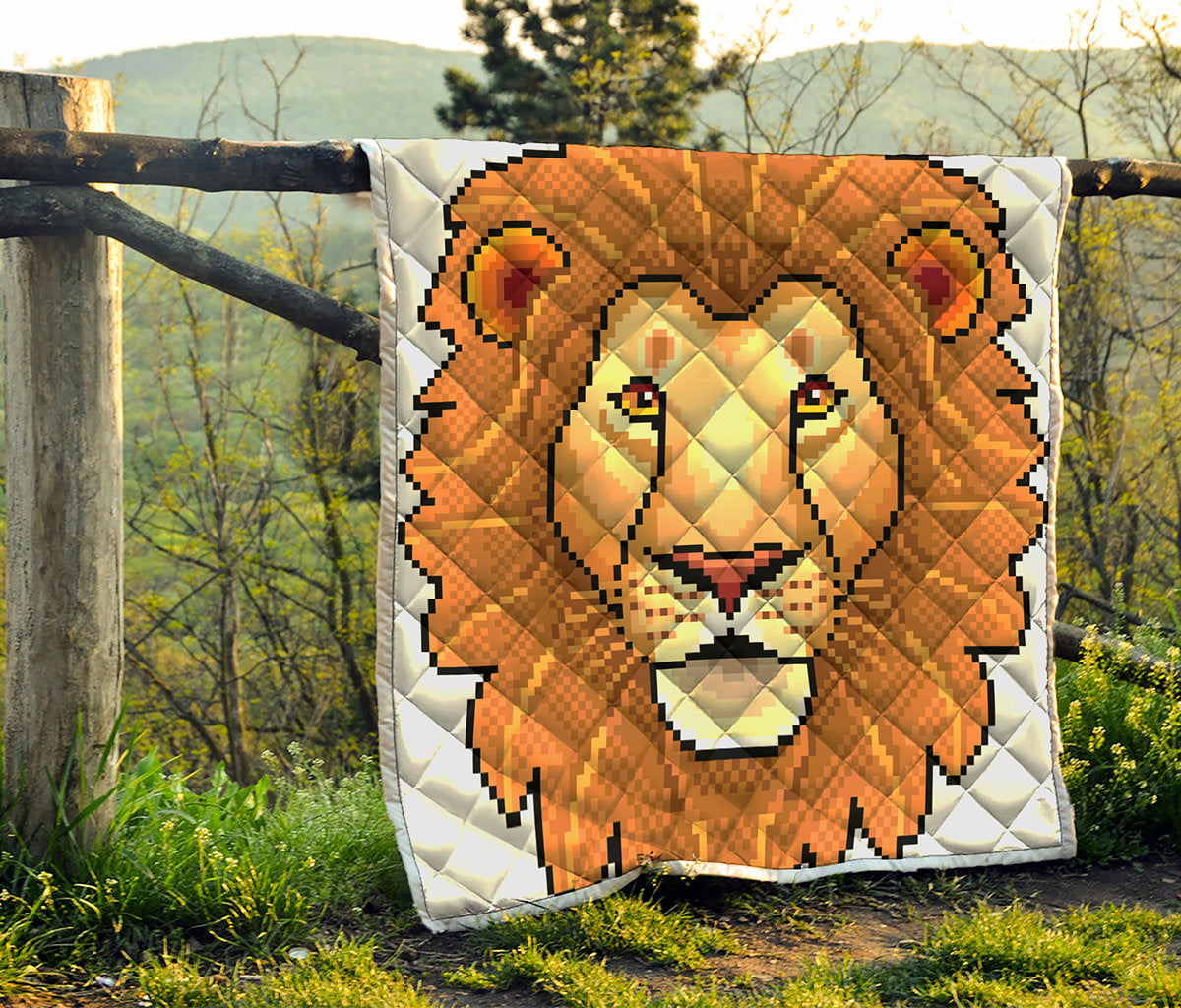 Leo Pixel Print Quilt