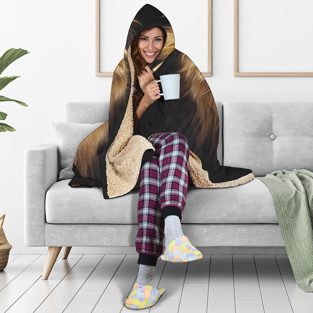 Leo Portrait Print Hooded Blanket