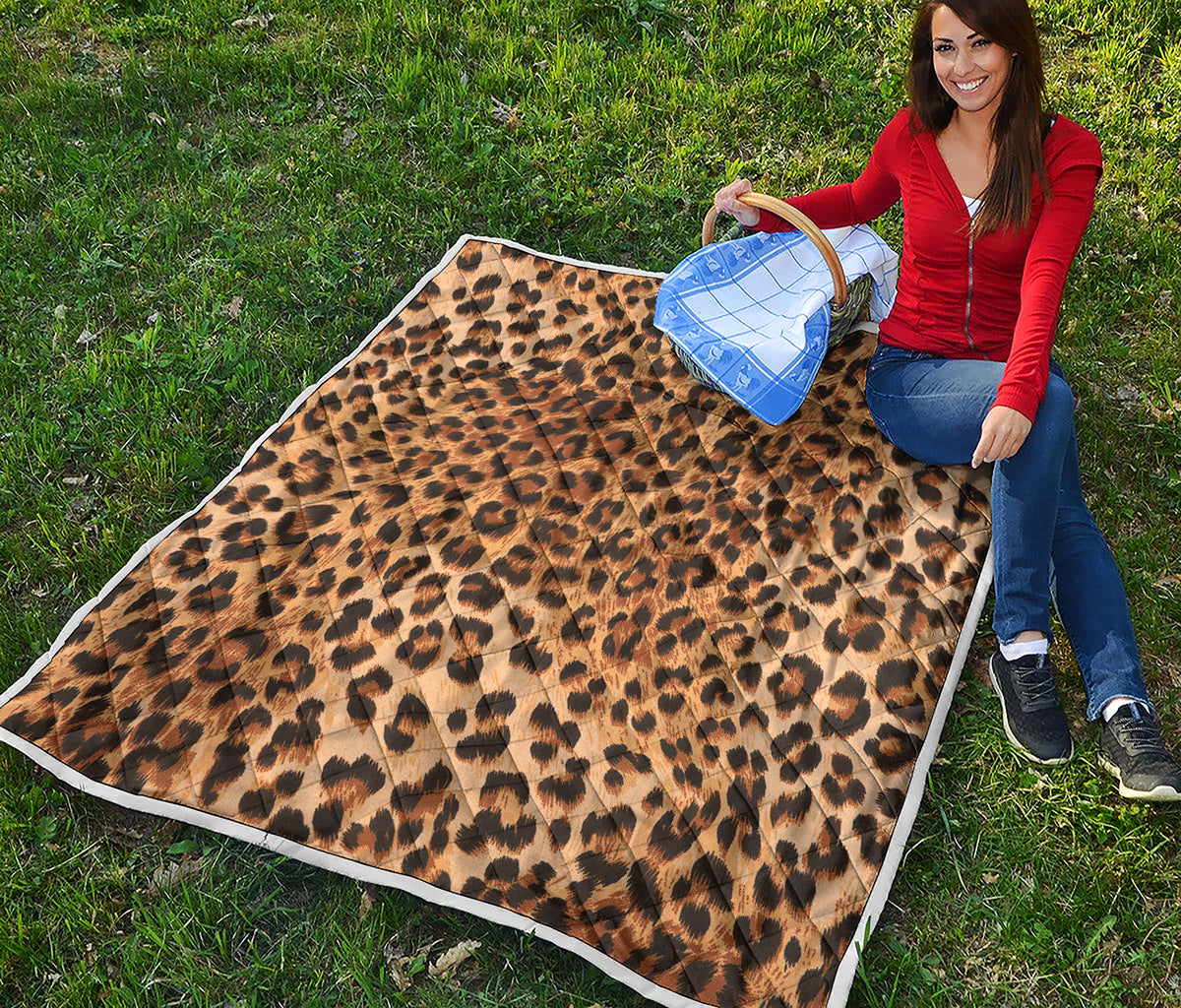 Leopard Pattern Print Quilt