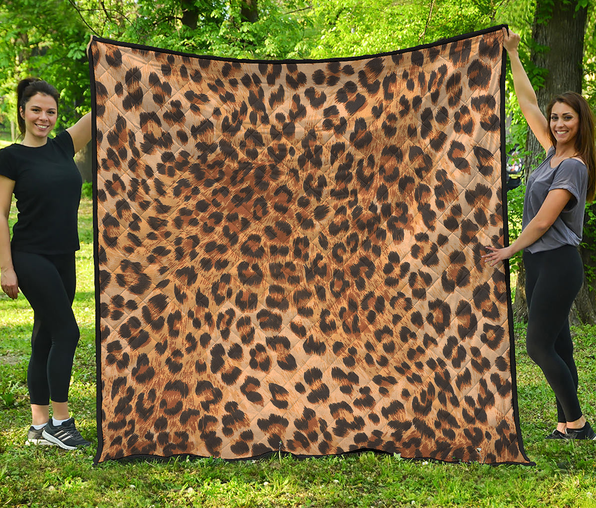 Leopard Pattern Print Quilt