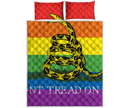 LGBT Rainbow Gadsden Flag Print Quilt Bed Set