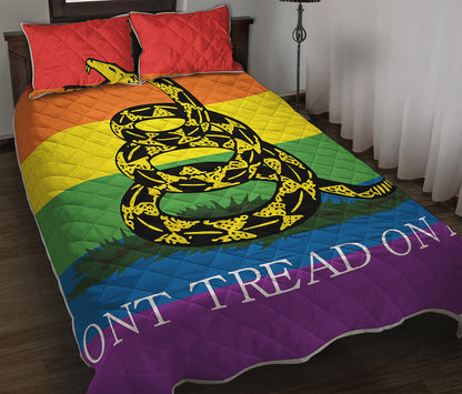 LGBT Rainbow Gadsden Flag Print Quilt Bed Set
