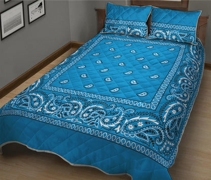 Light Blue Paisley Bandana Print Quilt Bed Set