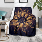 Light Fractal Print Blanket