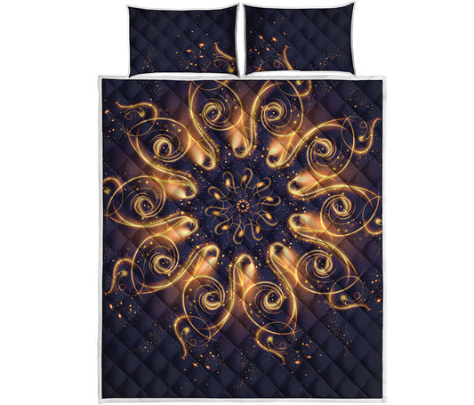 Light Fractal Print Quilt Bed Set