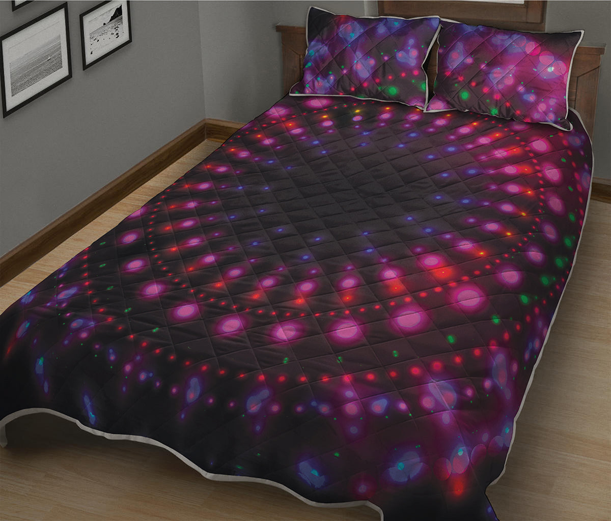 Light Mandala Print Quilt Bed Set