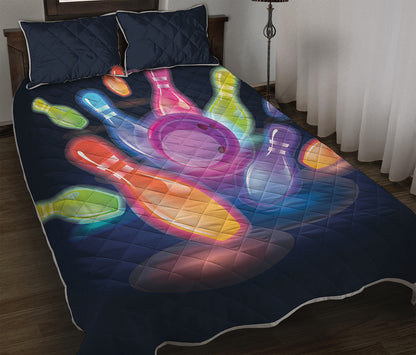 Light Up Bowling Pins Print Quilt Bed Set