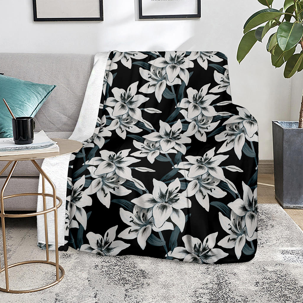 Lily Floral Pattern Print Blanket