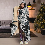 Lily Floral Pattern Print Hooded Blanket