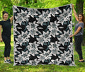 Lily Floral Pattern Print Quilt
