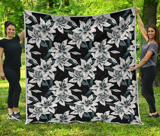 Lily Floral Pattern Print Quilt