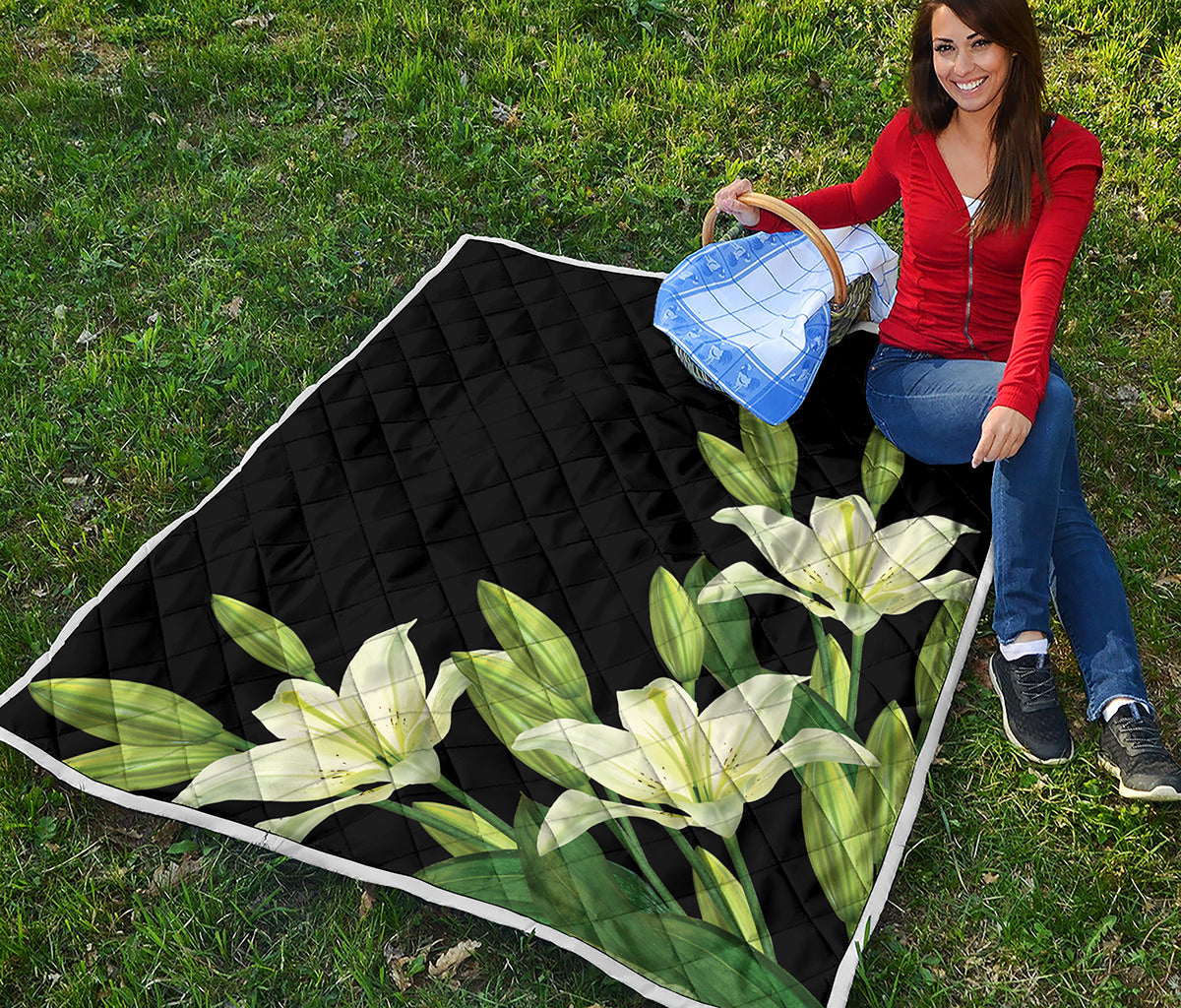 Lily Floral Print Quilt