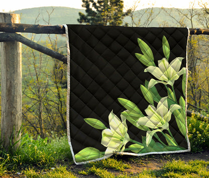 Lily Floral Print Quilt