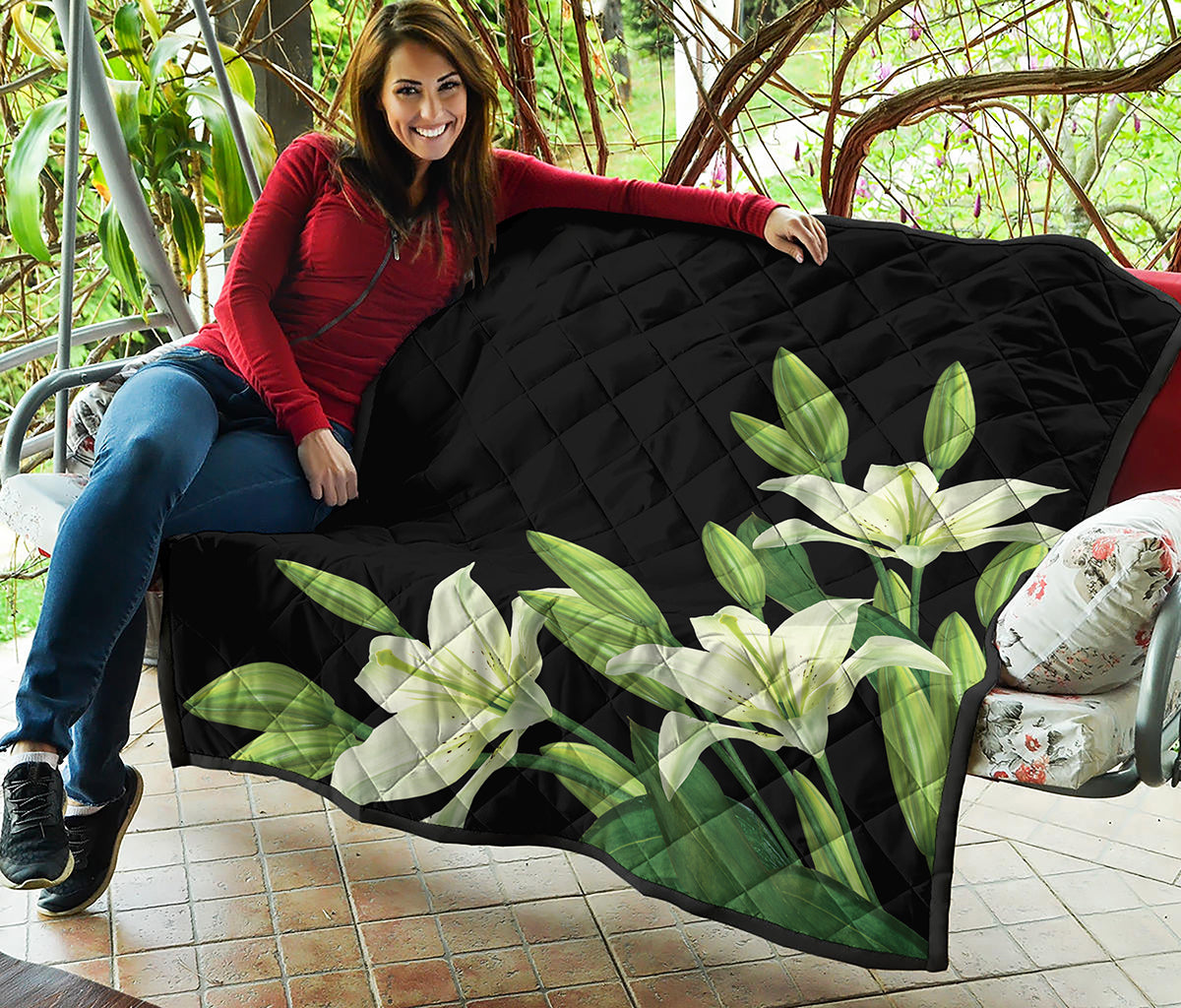 Lily Floral Print Quilt