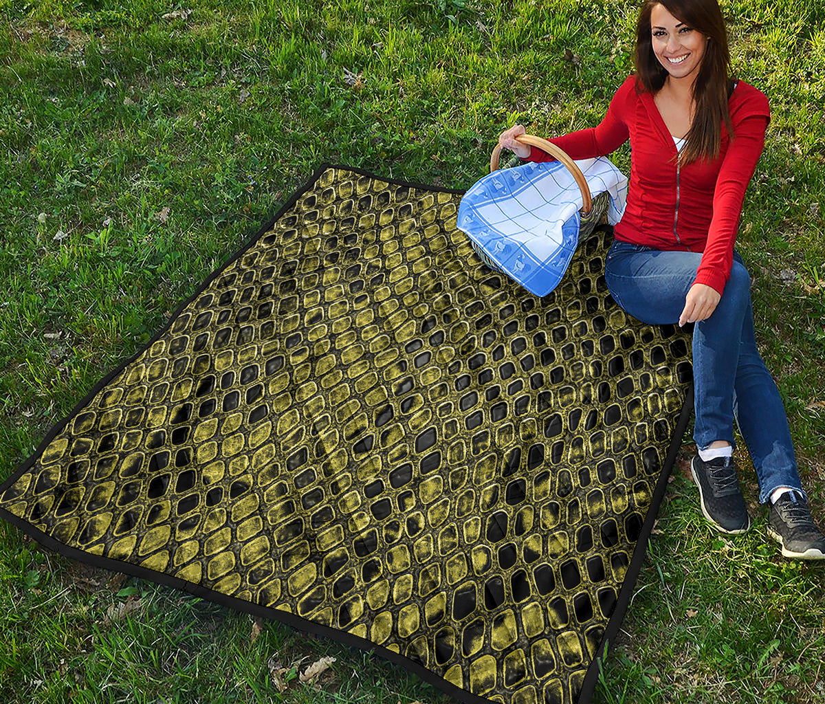 Lime Green And Black Snakeskin Print Quilt