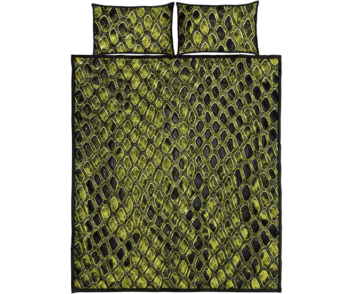 Lime Green And Black Snakeskin Print Quilt Bed Set