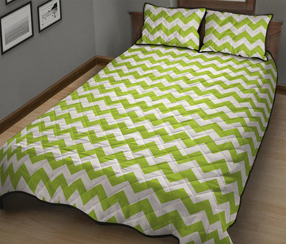 Lime Green And White Chevron Print Quilt Bed Set