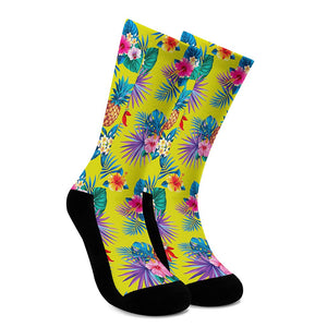 Lime Hawaiian Pineapple Pattern Print Crew Socks