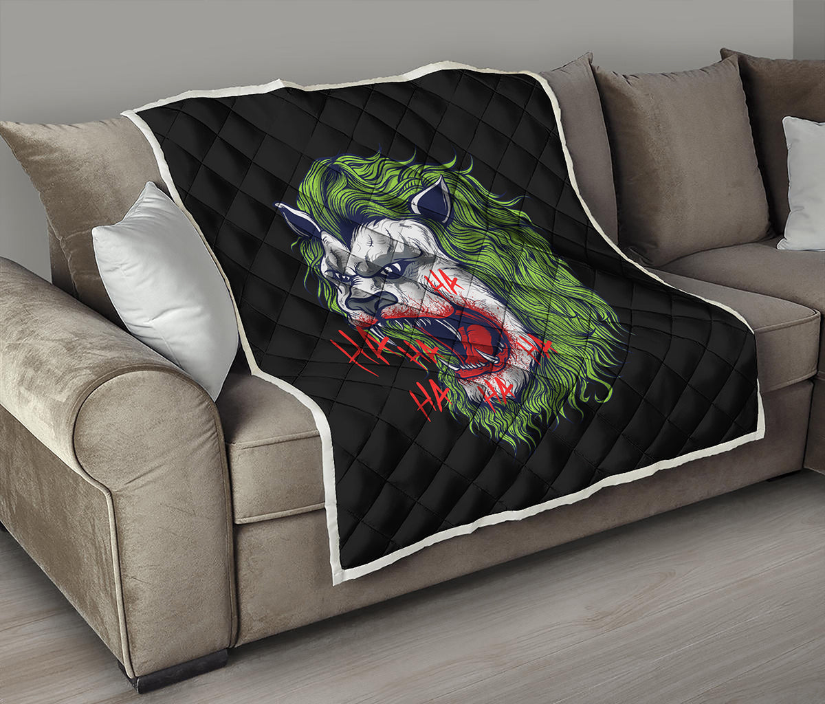Lion Joker Print Quilt