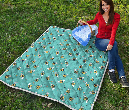 Little Bee Pattern Print Quilt