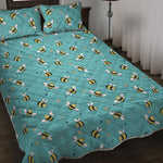 Little Bee Pattern Print Quilt Bed Set