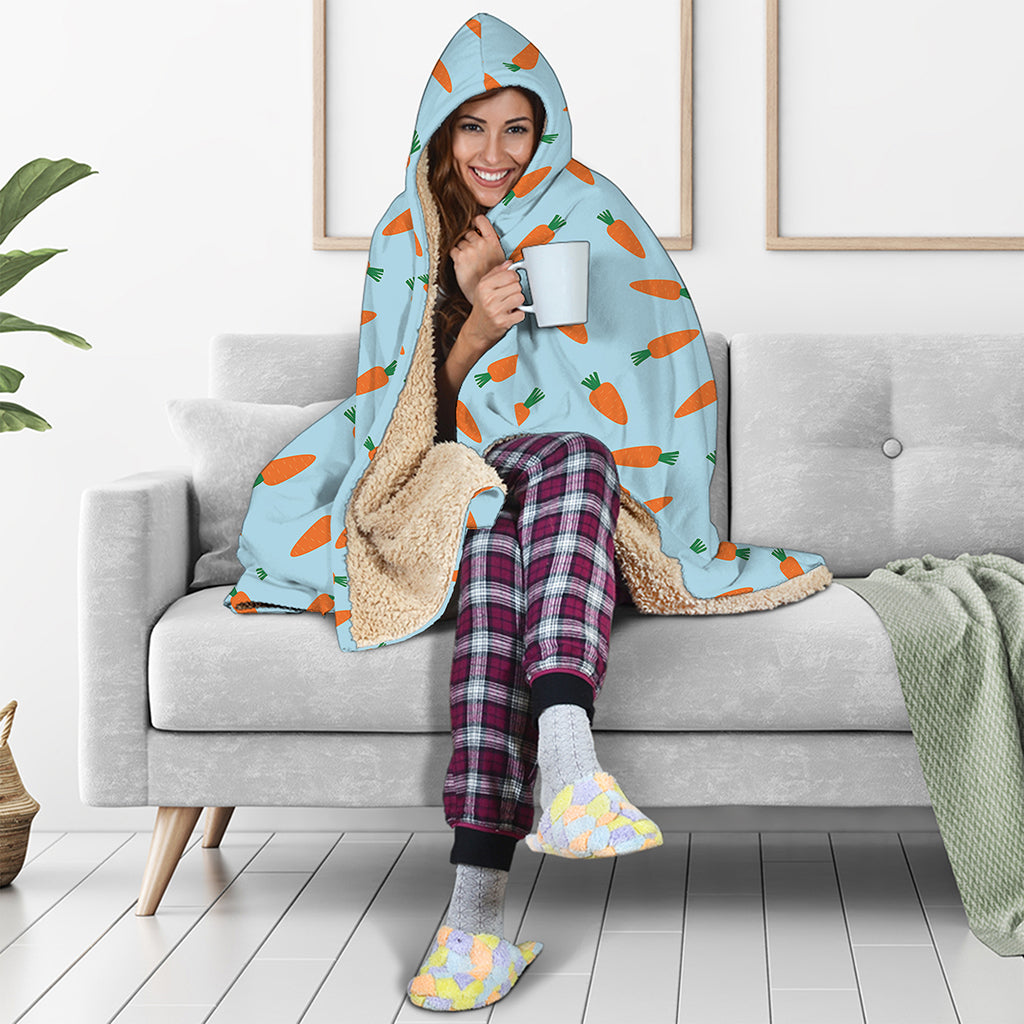 Little Carrot Pattern Print Hooded Blanket