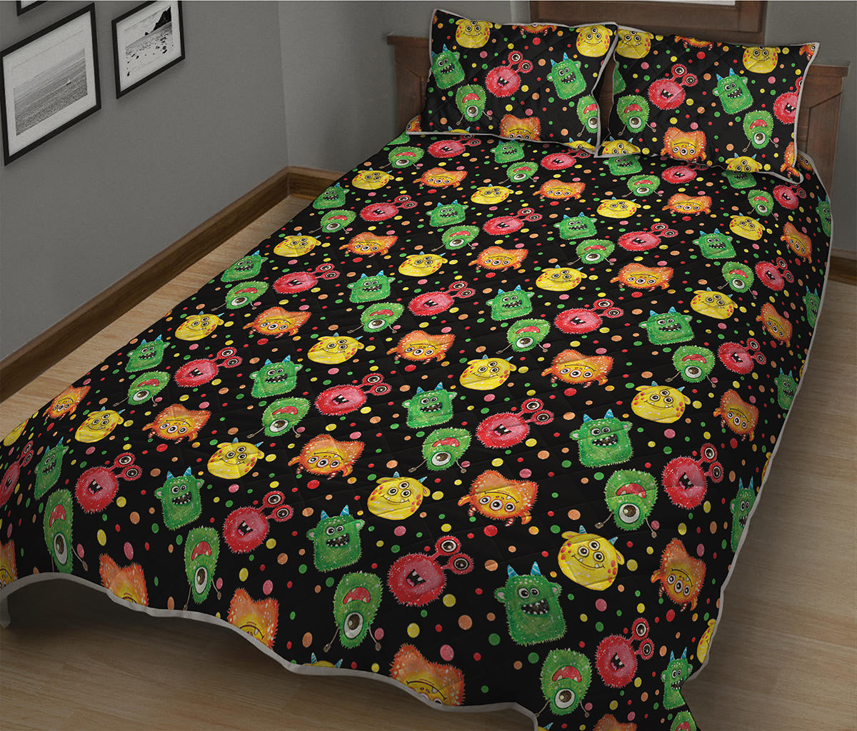 Little Monster Pattern Print Quilt Bed Set