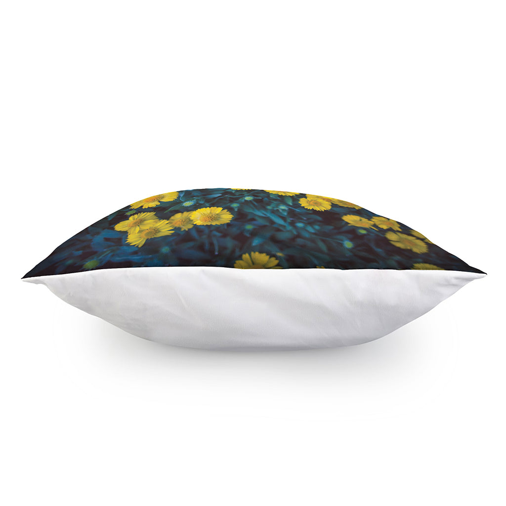 Little Yellow Daisy Print Pillow Cover